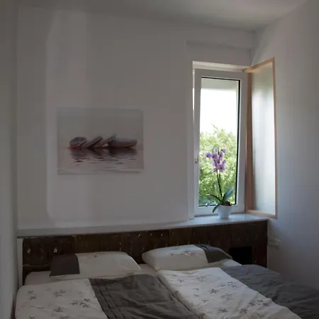 Luka Apartman